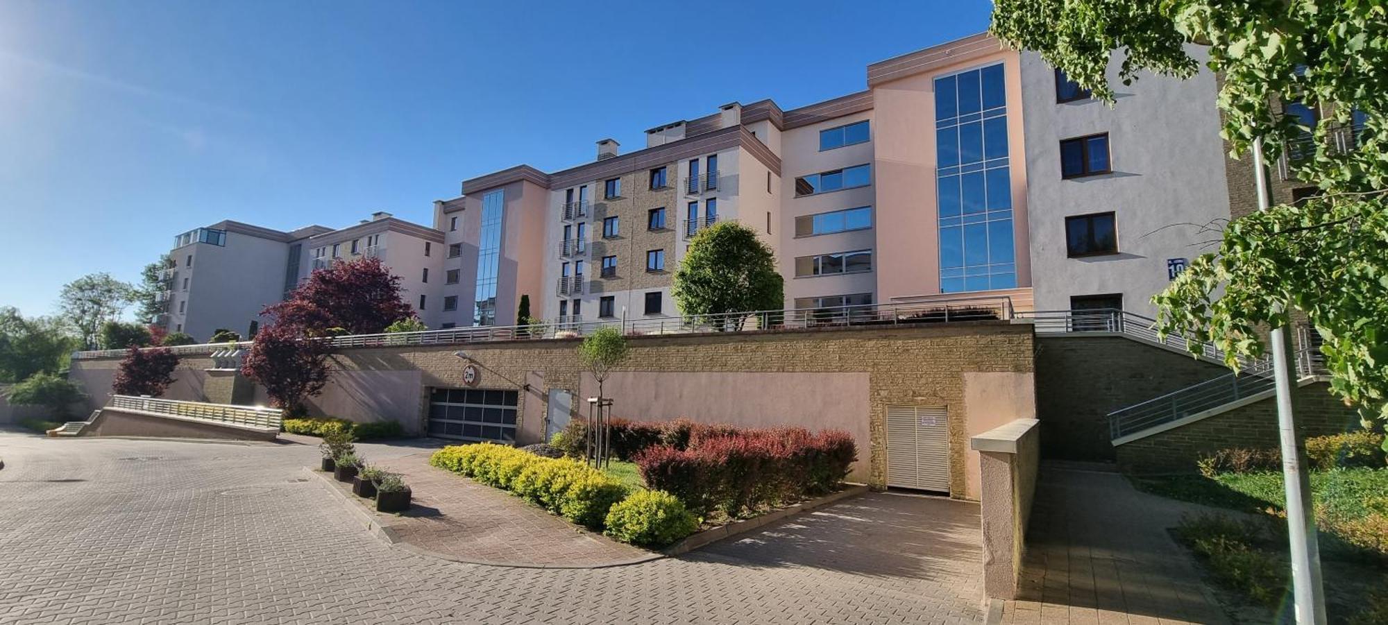 Apartment Lesna 10 *