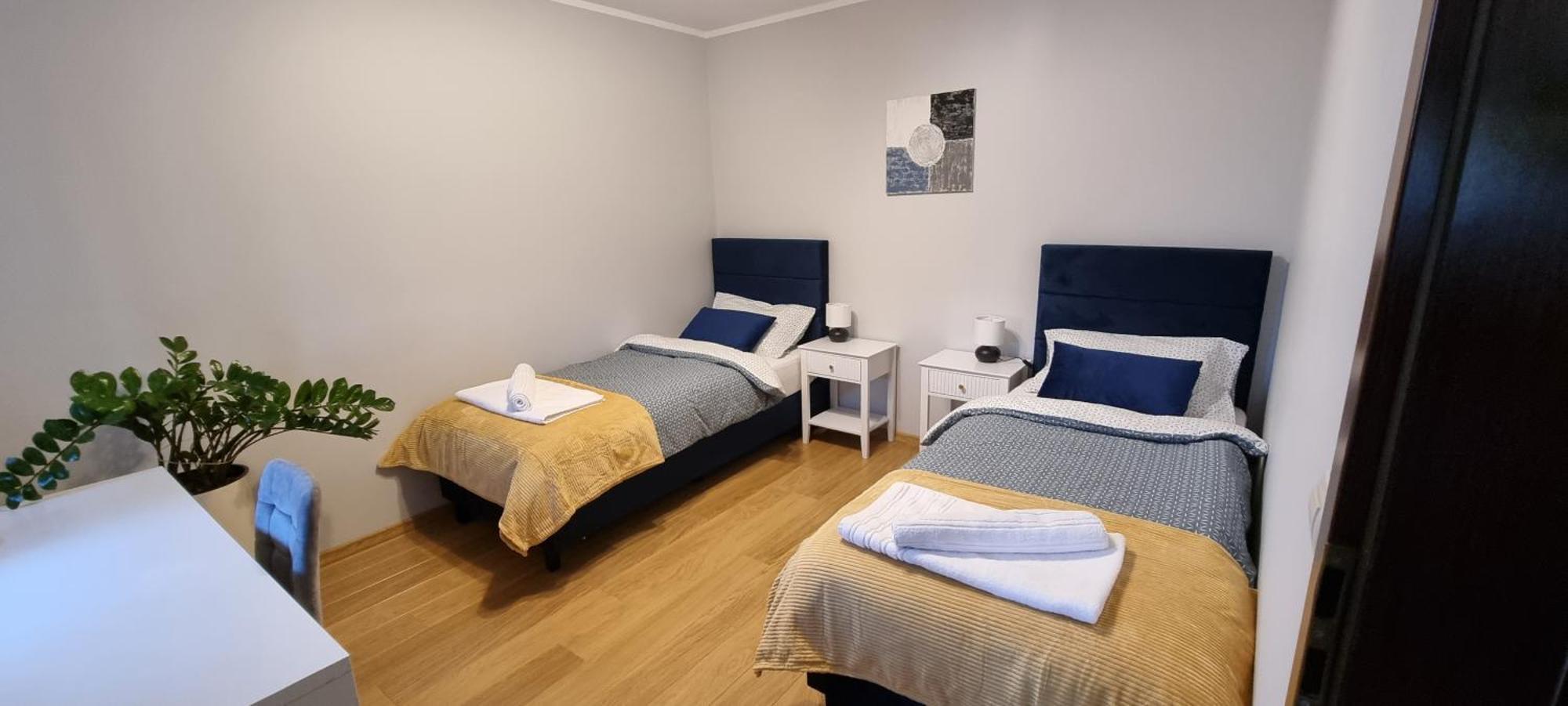 Lesna 10 Apartment *